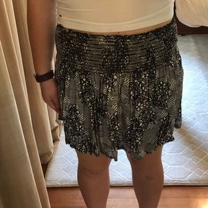 Soft, loose black and white skirt